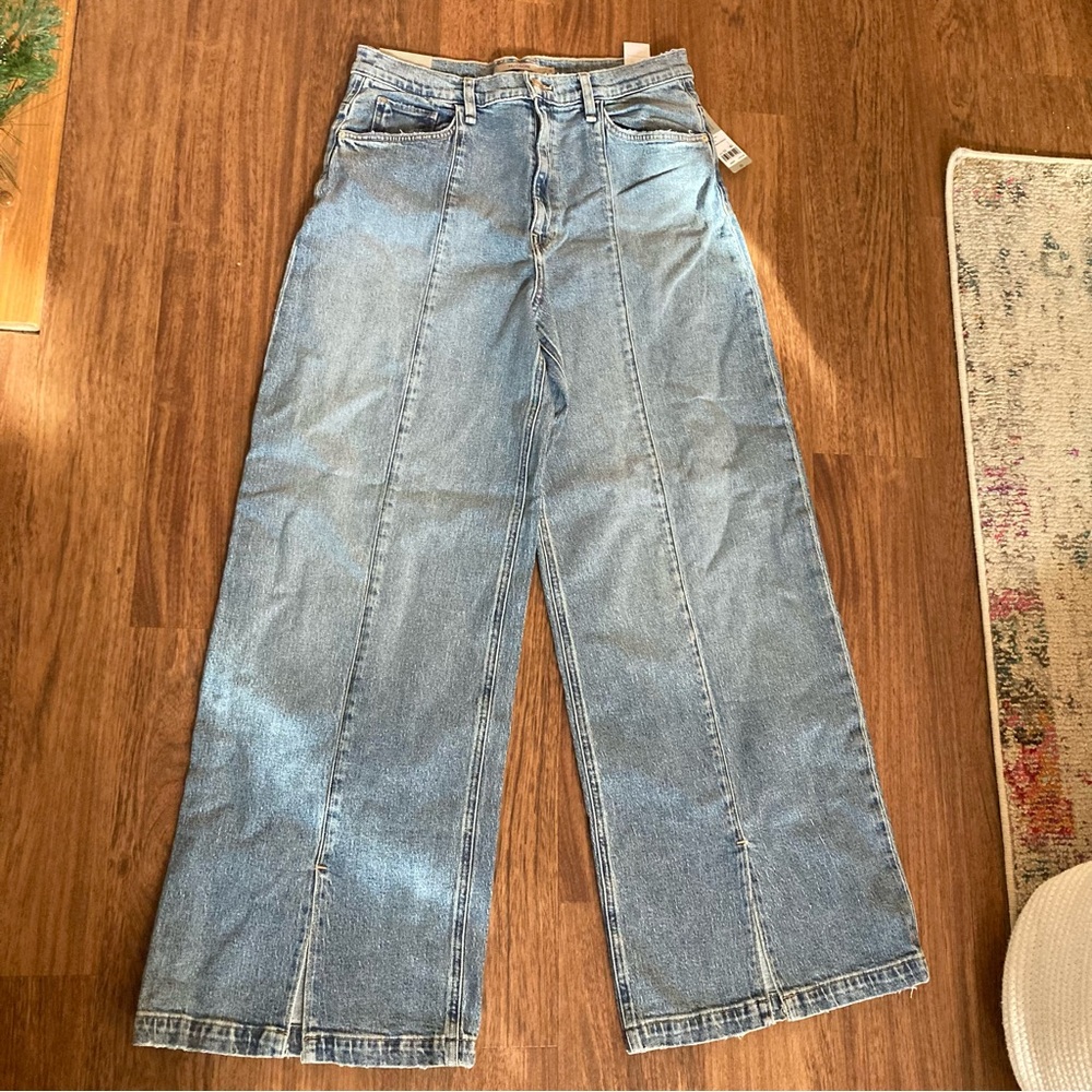 Hudson James Jeans Spilt Hem, size 33